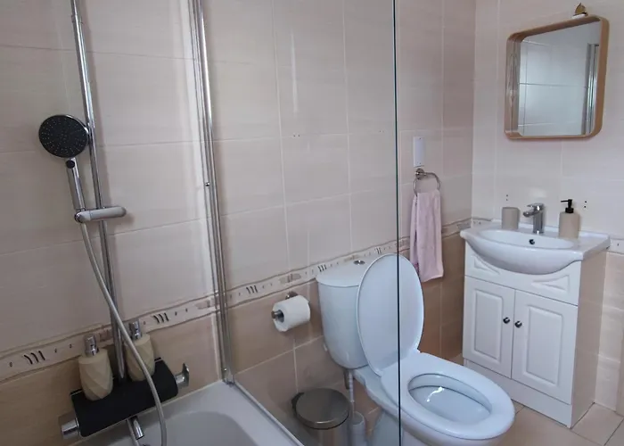 Anemone - Walk To The *